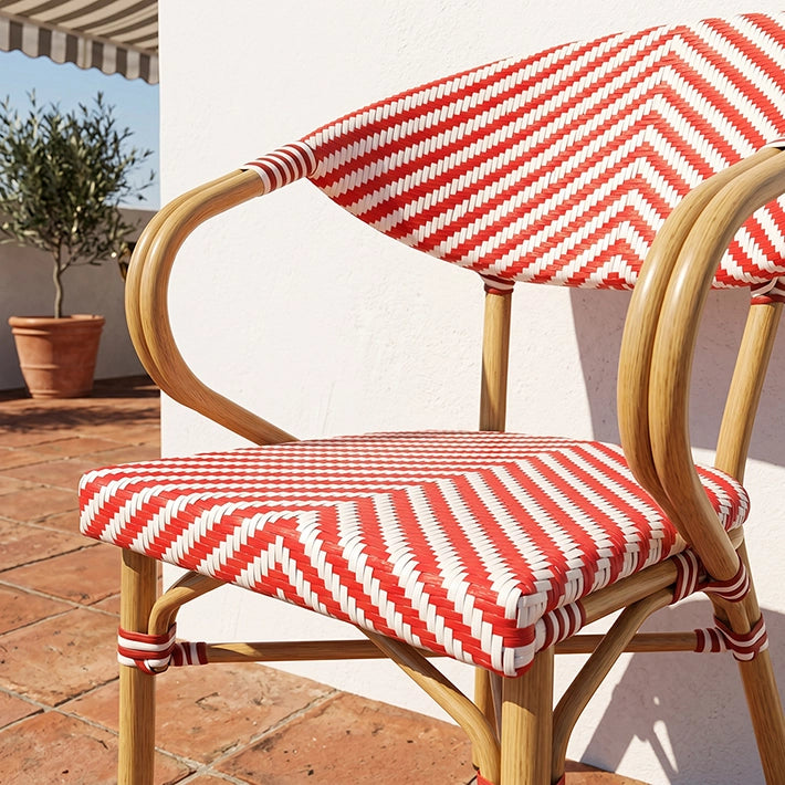 Alt Sillón París Rojo con diseño de espiga trenzado, con estructura de aluminio EME Mobiliario