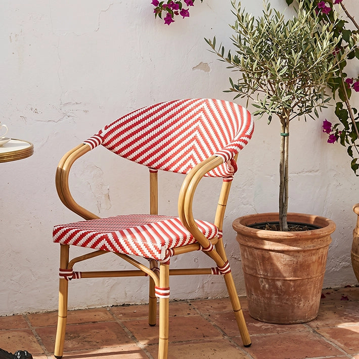 Alt Sillón París Rojo para Hostelería con estructura fabricada en aluminio EME Mobiliario