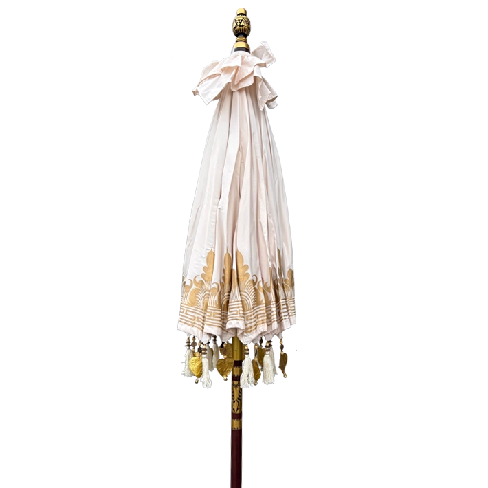 Alt Sombrilla Balinesa Decorados Oro fabricada con materiales 100% naturales de forma artesanal 