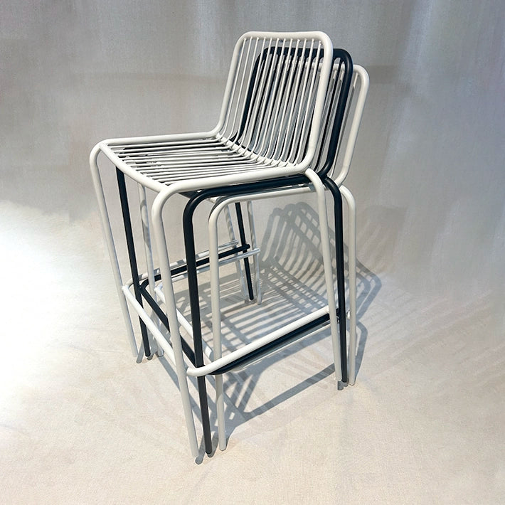 Alt Taburetes Apilados fabricados en Acero Para Eventos y Hostelería EME Mobiliario