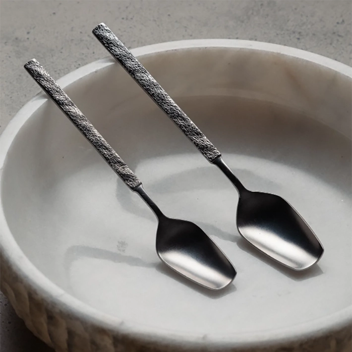 Alt Cuberterías fabricadas de acero inoxidable perfecta para usos intensivo en el sector de la hostelería EME Mobiliario