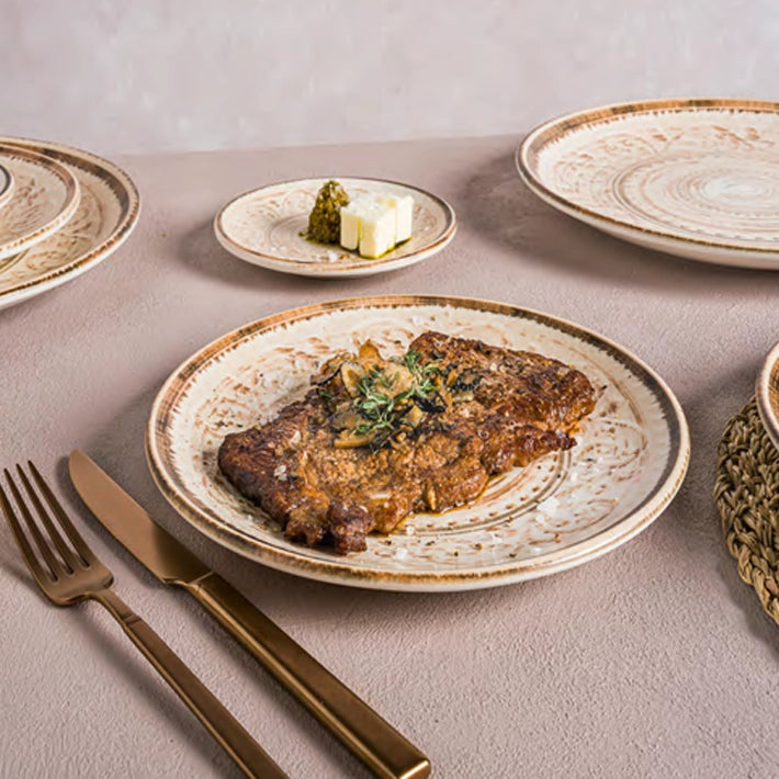 Alt Vajilla Bitinia fabricada en porcelana ideal para usar en eventos y establecimientos de hostelería EME Mobiliario 