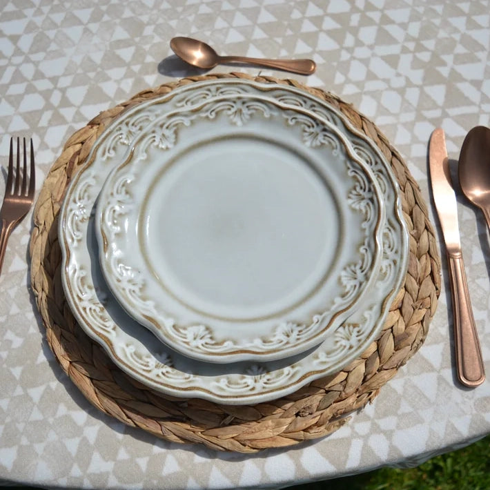 Alt Vajilla Roma fabricada con gres vitrificado de alta resistencia ideal para el uso intensivo profesional EME Mobiliario 