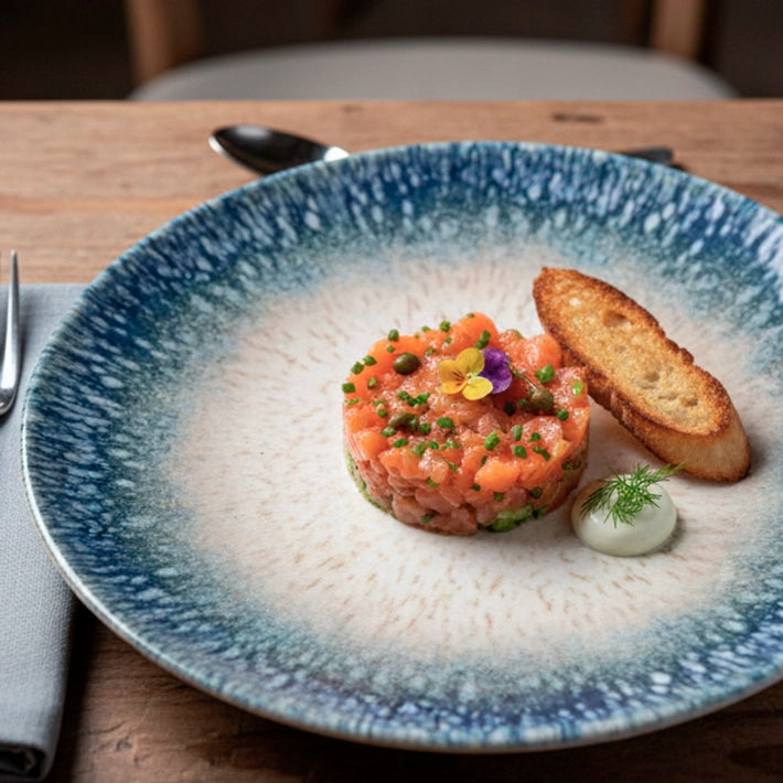 Alt Vajilla Ozean con diseño azulado fabricada en porcelana y aptas para lavavajillas EME Mobiliario