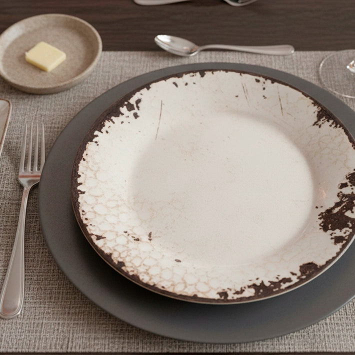 Alt Vajilla Vega con estampado original, fabricada en porcelana e ideal para usos intensivos EME Mobiliario